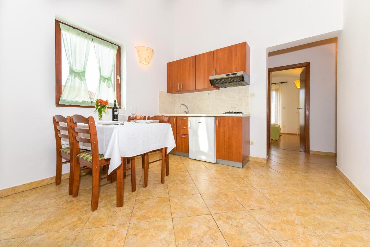 Apartments Adria Biograd Na Moru Exterior foto