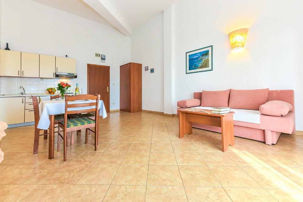Apartments Adria Biograd Na Moru Habitación foto